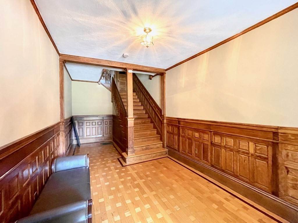 500 Centre St - Photo 1