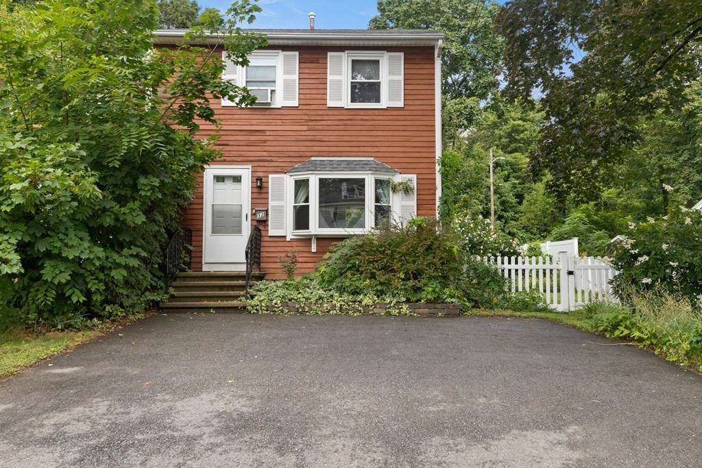 32 E Broadway - Photo 1