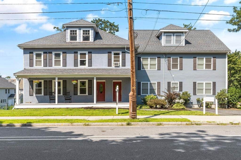 384 Washington Street - Photo 1