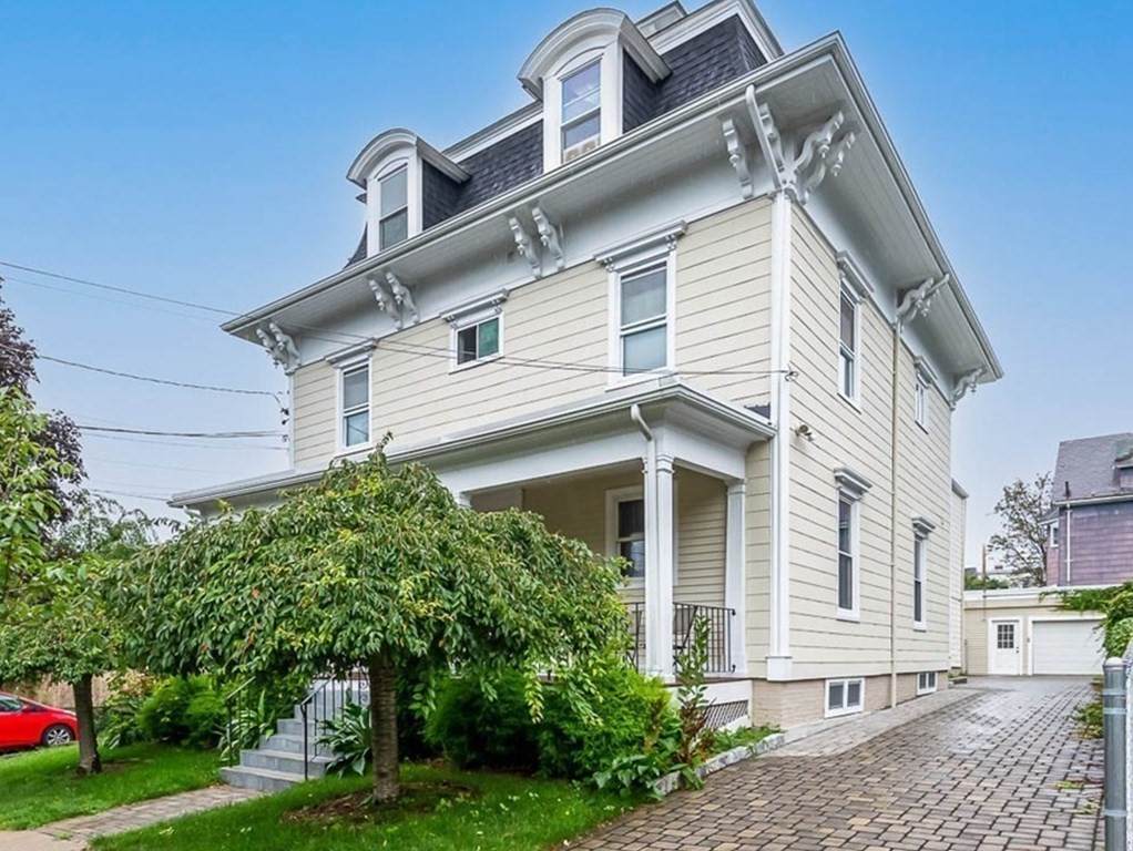 34 Spring St - Photo 1