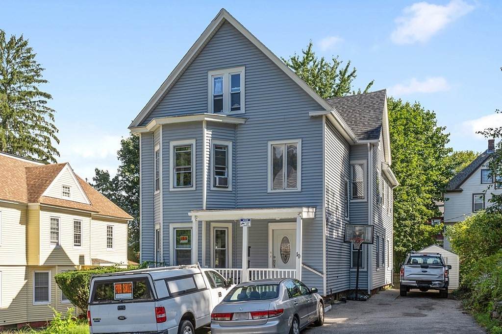 19 Isabella Street - Photo 1