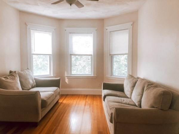 715 East 2nd St - Photo 1