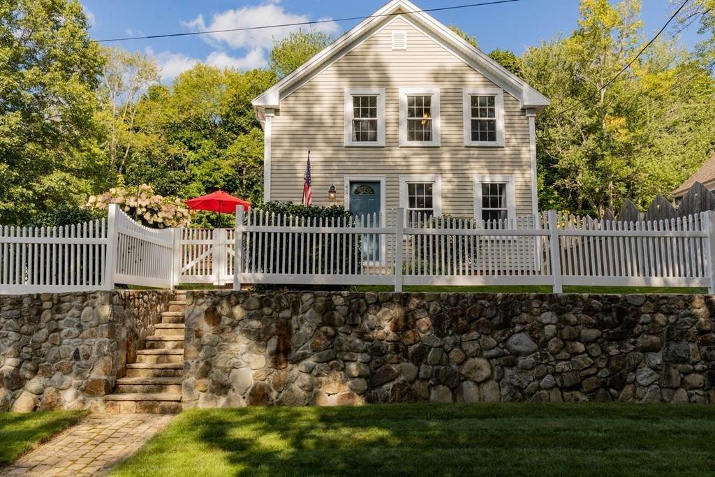 40 River St - Photo 1