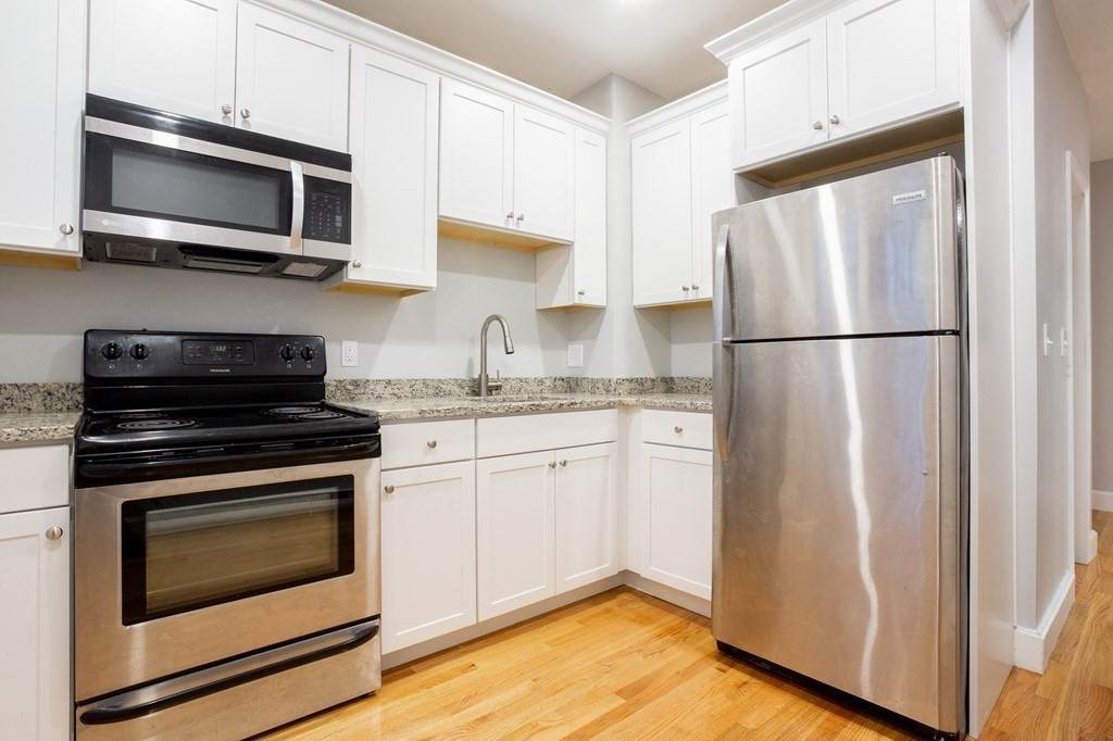 754 Huntington Ave - Photo 1