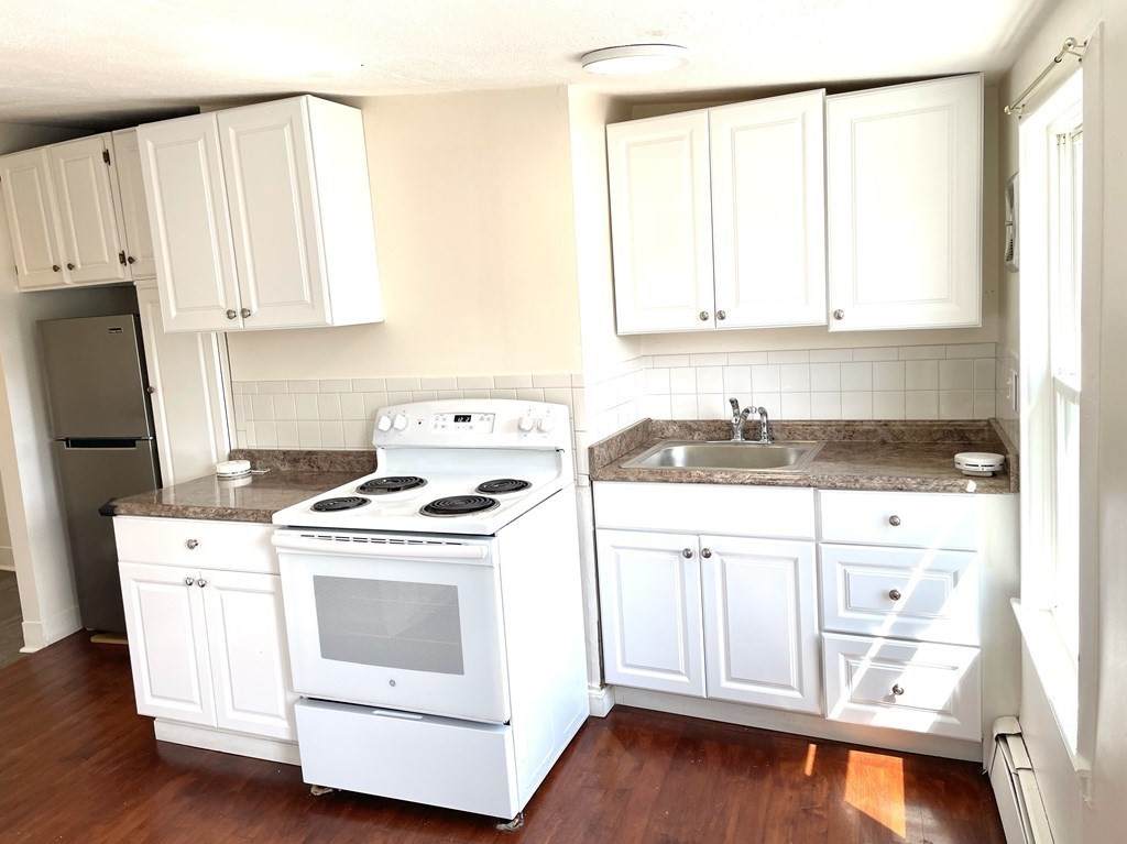 69 Bennington - Photo 1