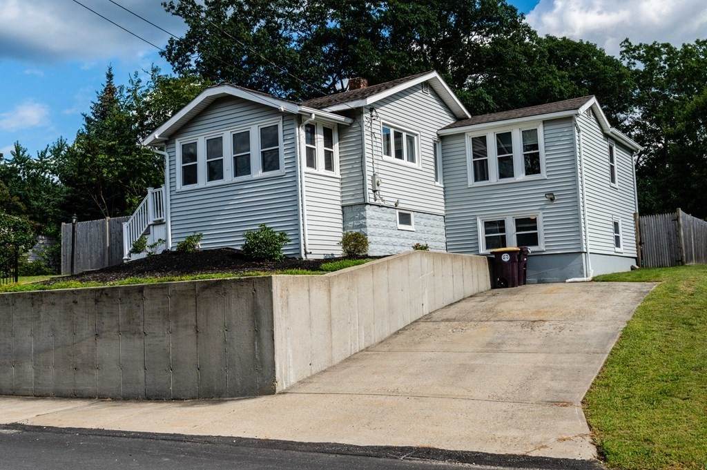 52 Circuit Ave - Photo 1