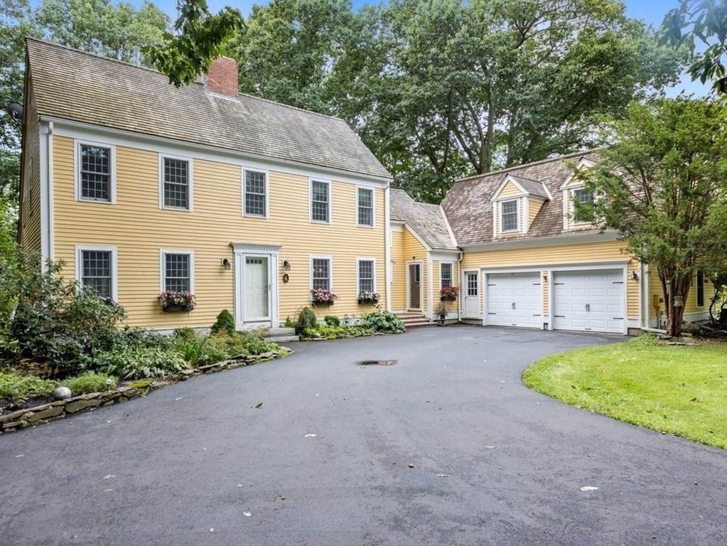 4 Little Pond Rd - Photo 1
