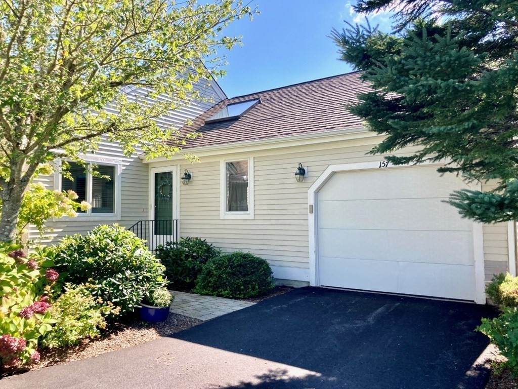 157 Leisure Green Dr - Photo 1
