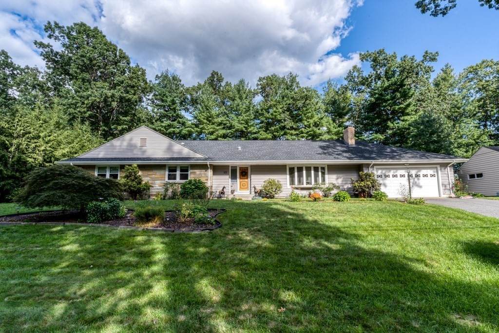 123 Woodside Drive - Photo 1