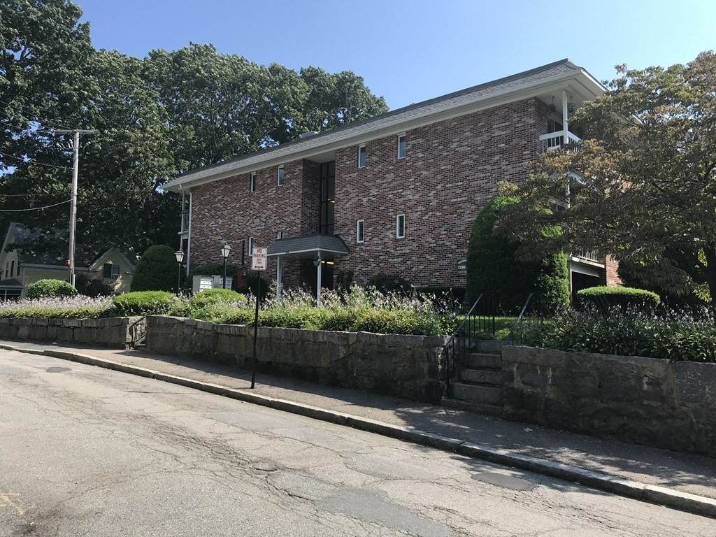 40 Cross St - Photo 1