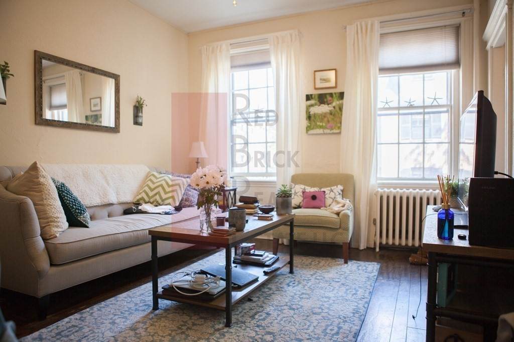 82 West Cedar Street - Photo 1