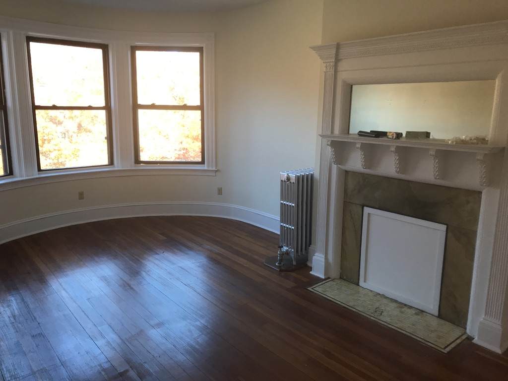 1469 Beacon - Photo 1