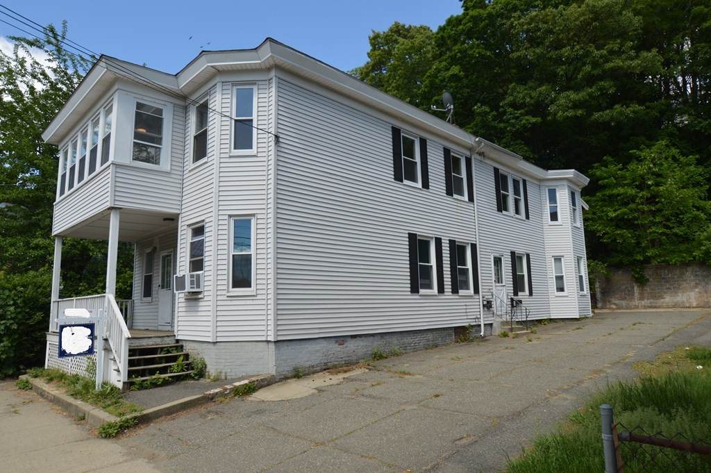 237 River St - Photo 1