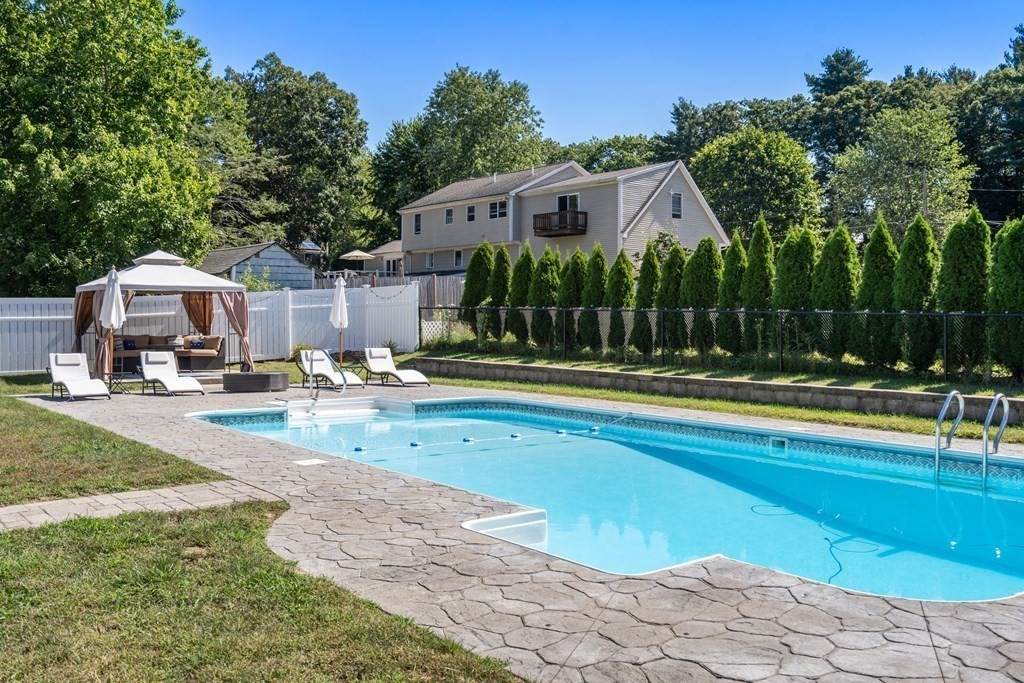 22 Sandra Road - Photo 1