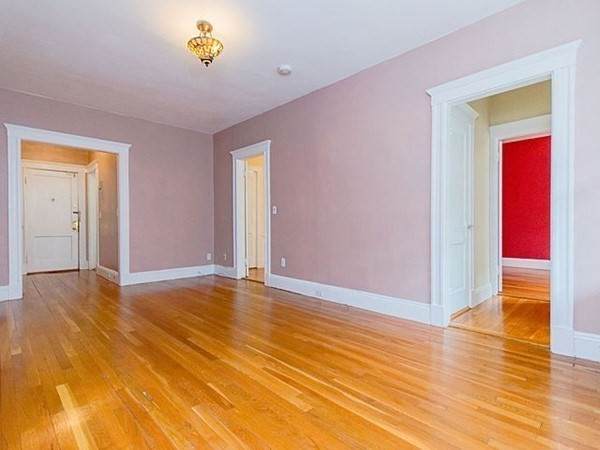 18 Melvin Ave - Photo 1
