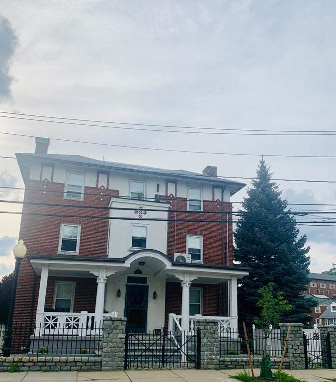26 Breed St - Photo 1