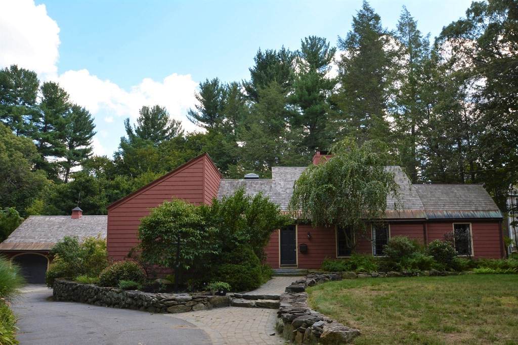 54 Bartlett Street - Photo 1