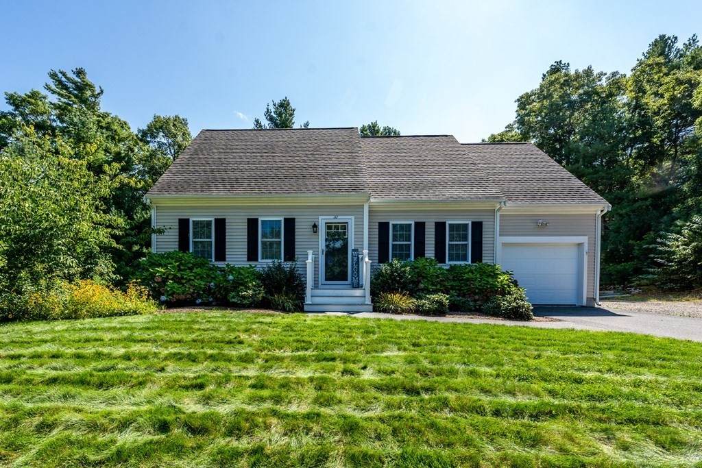 32 Luscombe Ln - Photo 1