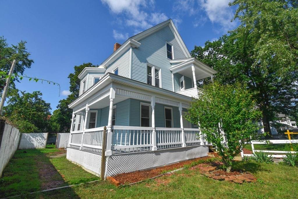 36 Oak Grove Ave - Photo 1
