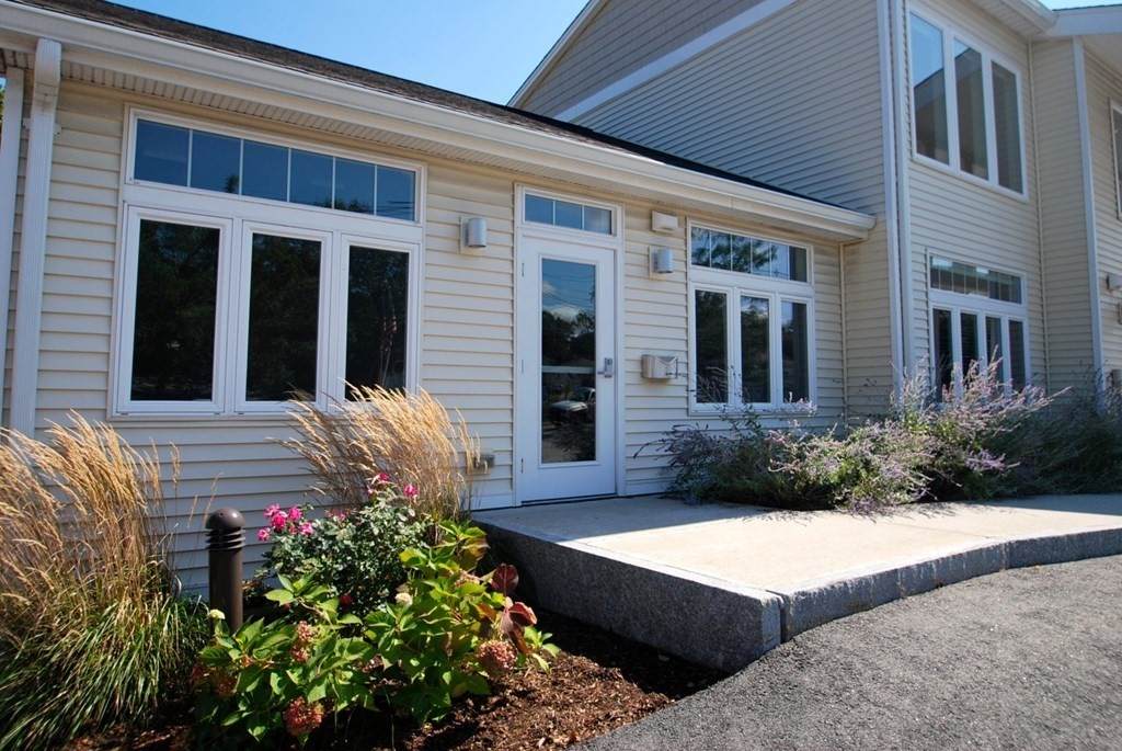 124 Main St - Photo 1