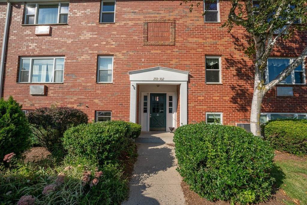 294 Regency Park Dr - Photo 1