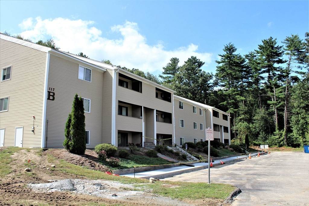 117 Quaker Highway - Photo 1
