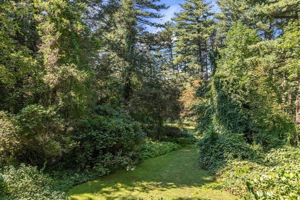 49 Concord Rd - Photo 1