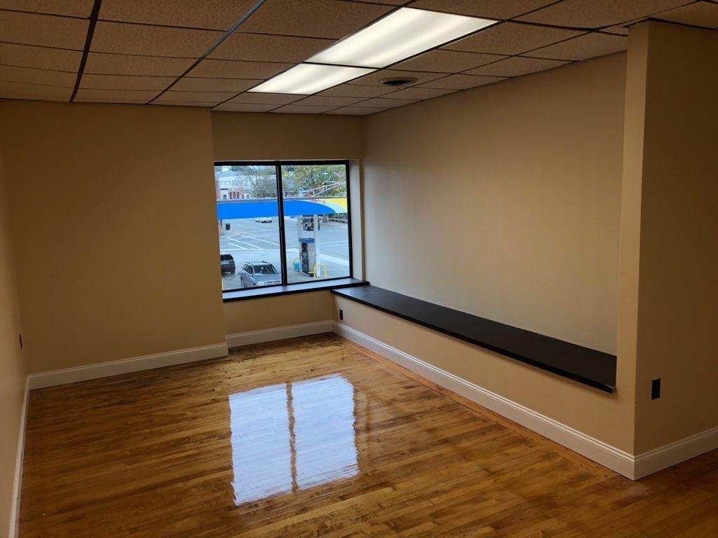 290 Main St - Photo 1