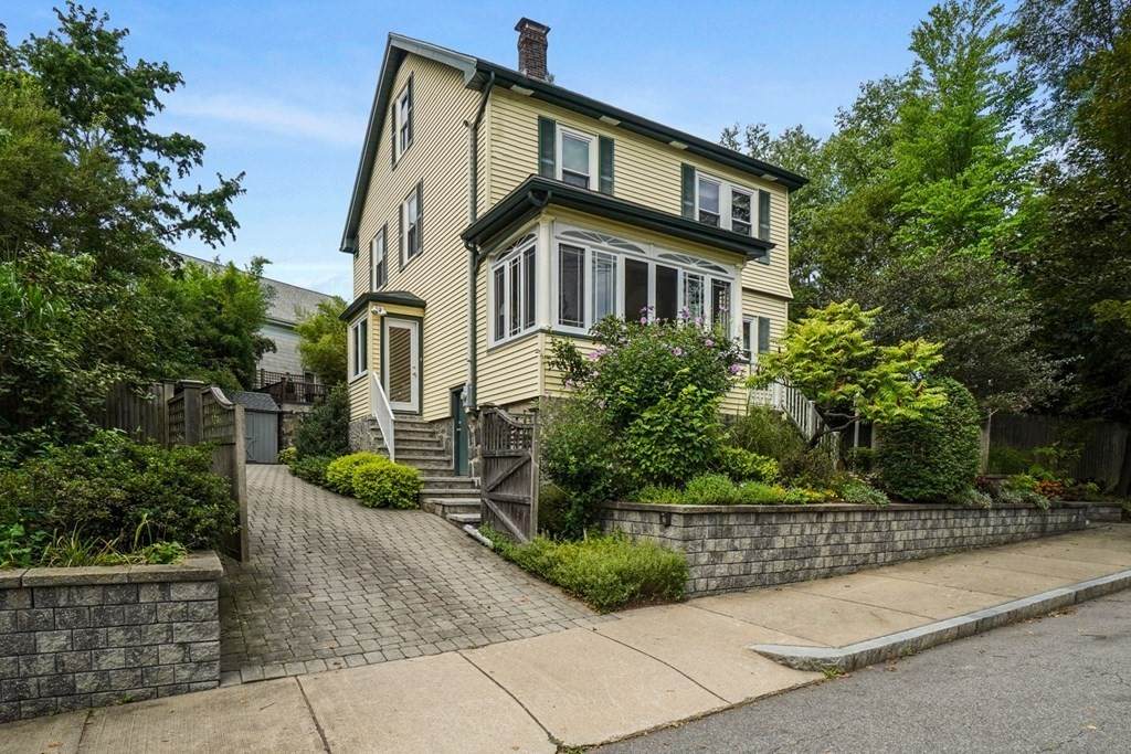 355 Metropolitan Avenue - Photo 1