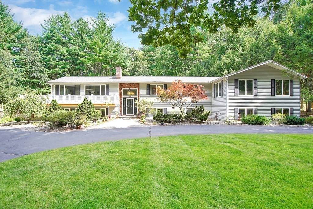 22 Heritage Drive - Photo 1