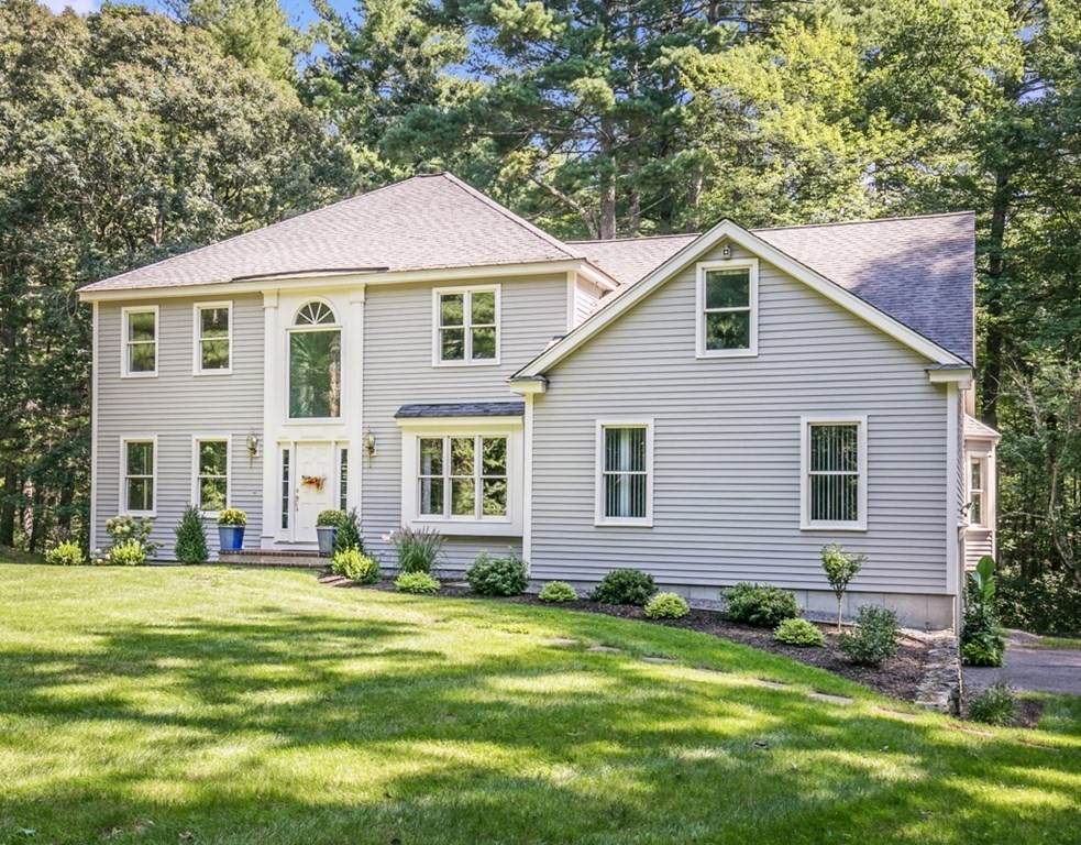 11 Rose Way - Photo 1