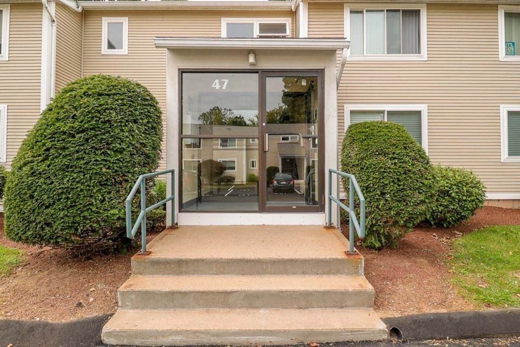 47 Saint Kolbe Dr - Photo 1