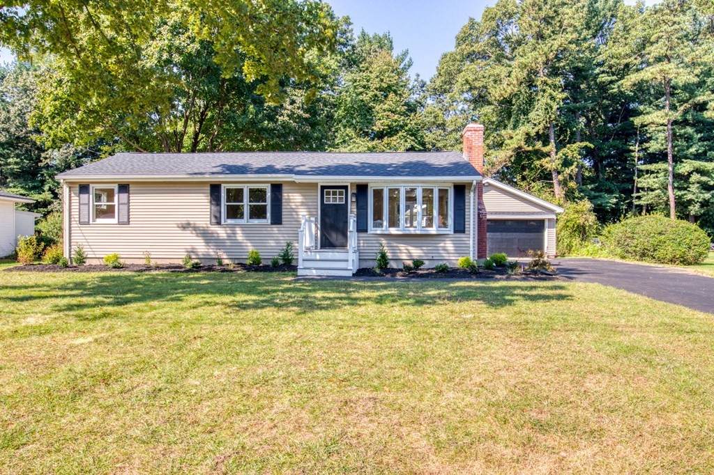 182 Joseph Ave - Photo 1