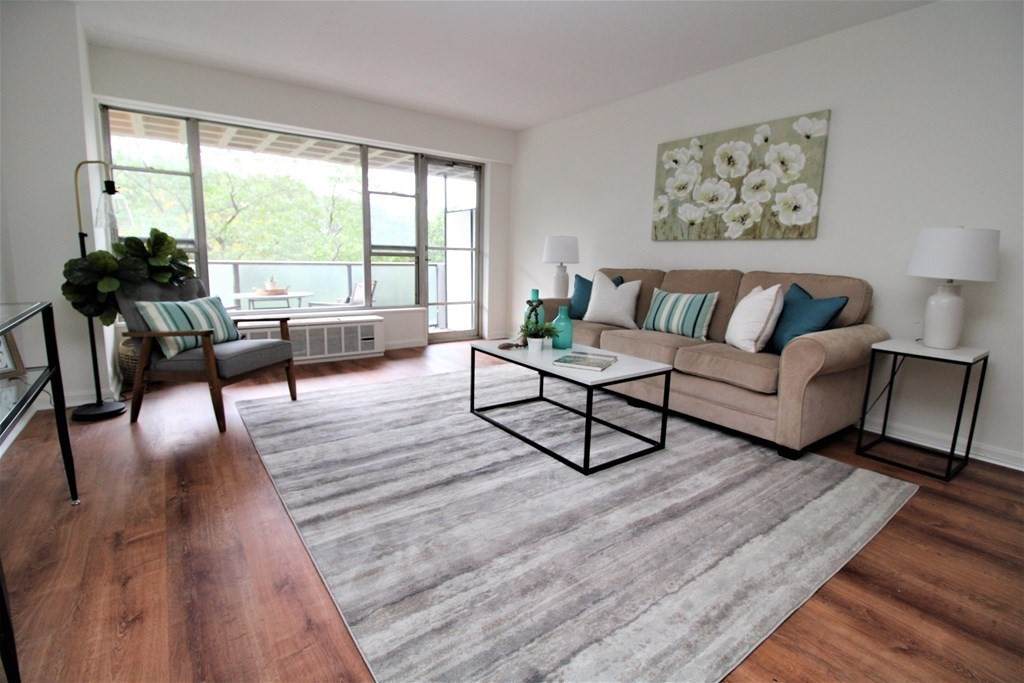 111 Perkins St - Photo 1