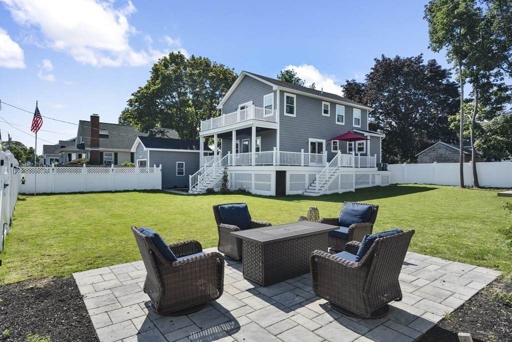 23 Essex St - Photo 1