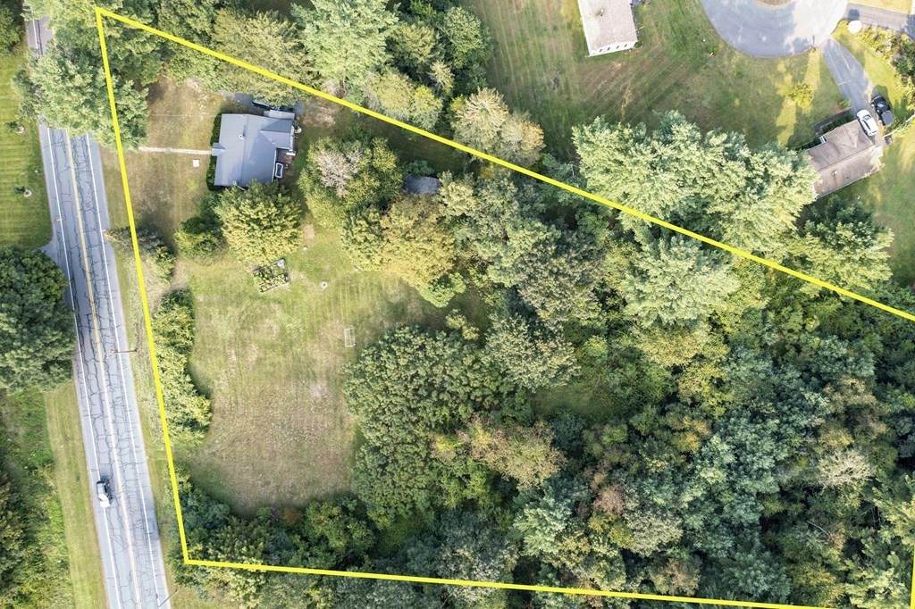 1036 Westhampton Road - Photo 1