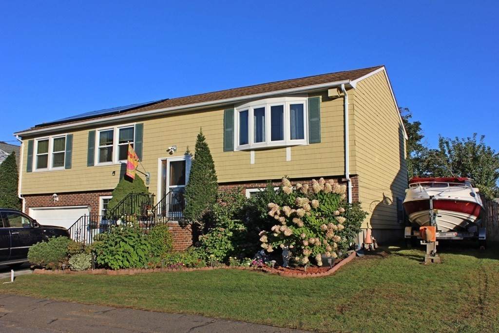9 Barnes Circle - Photo 1