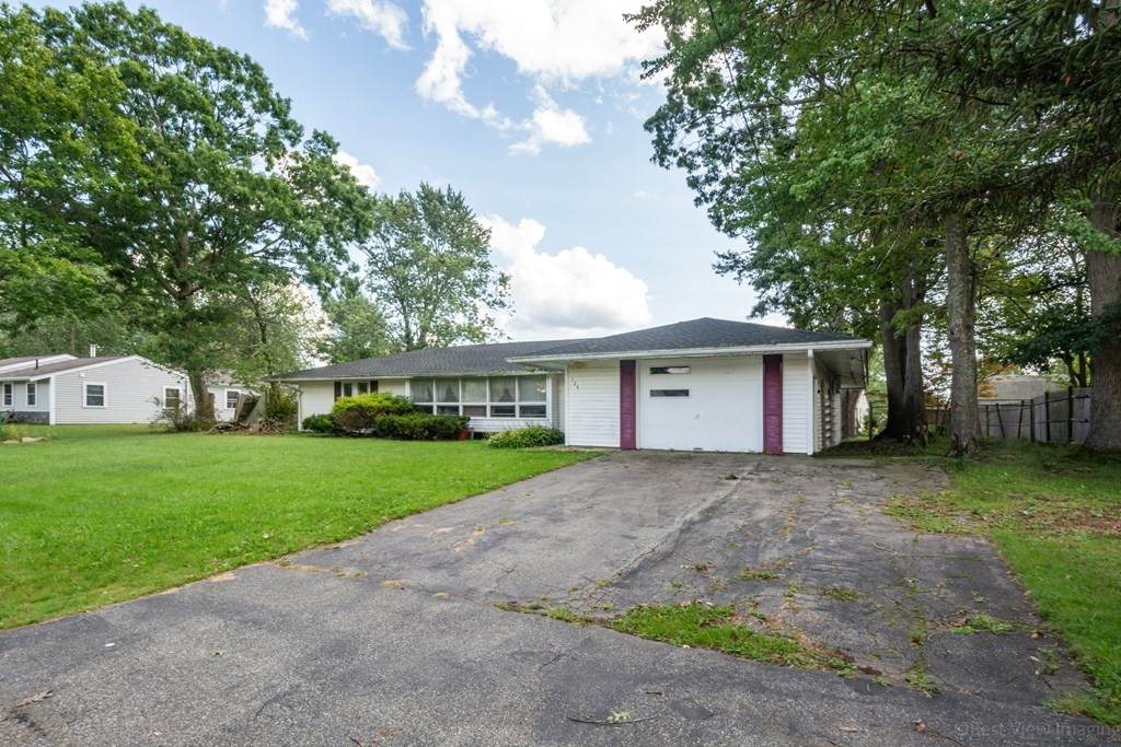 124 Rosemary St - Photo 1