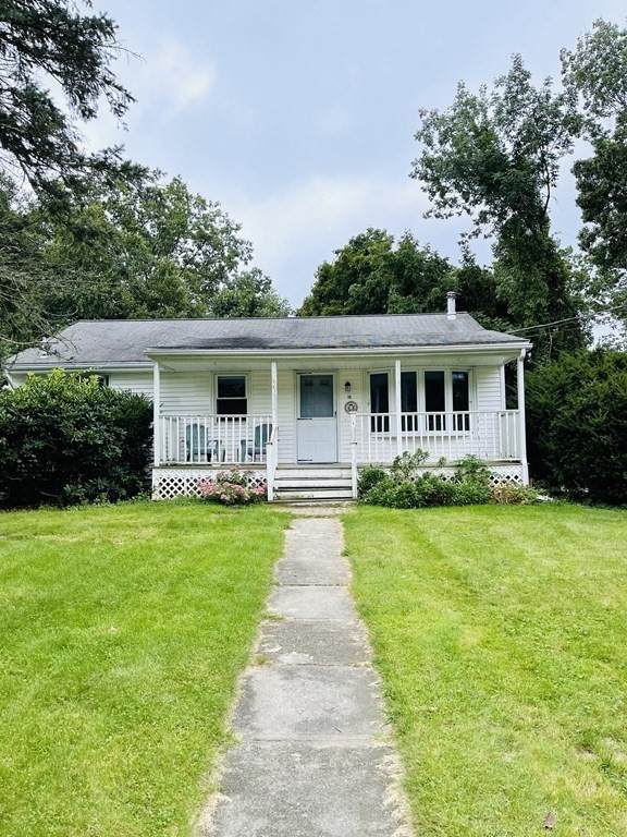 10 Nancy Dr - Photo 1
