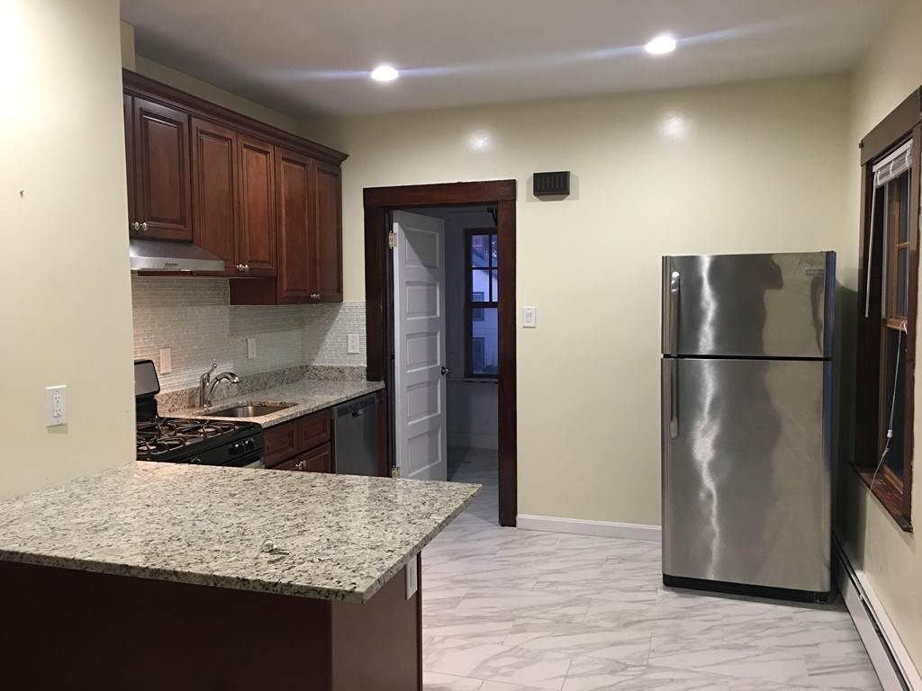 33 Pearl Street - Photo 1