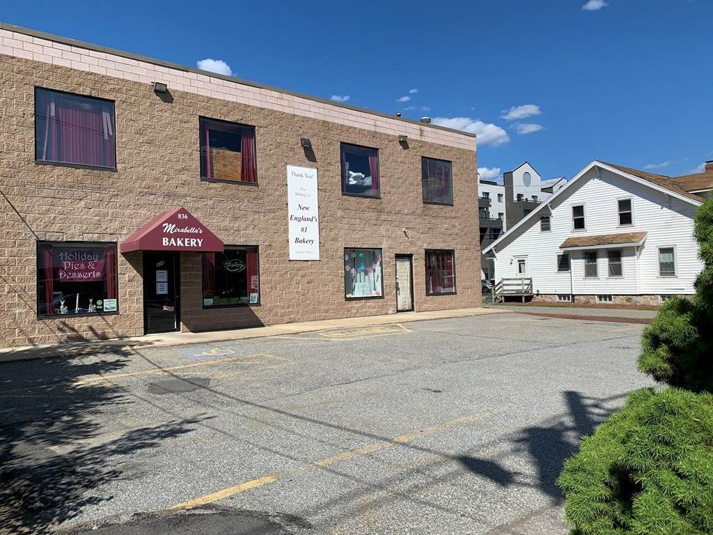 836 Main St - Photo 1