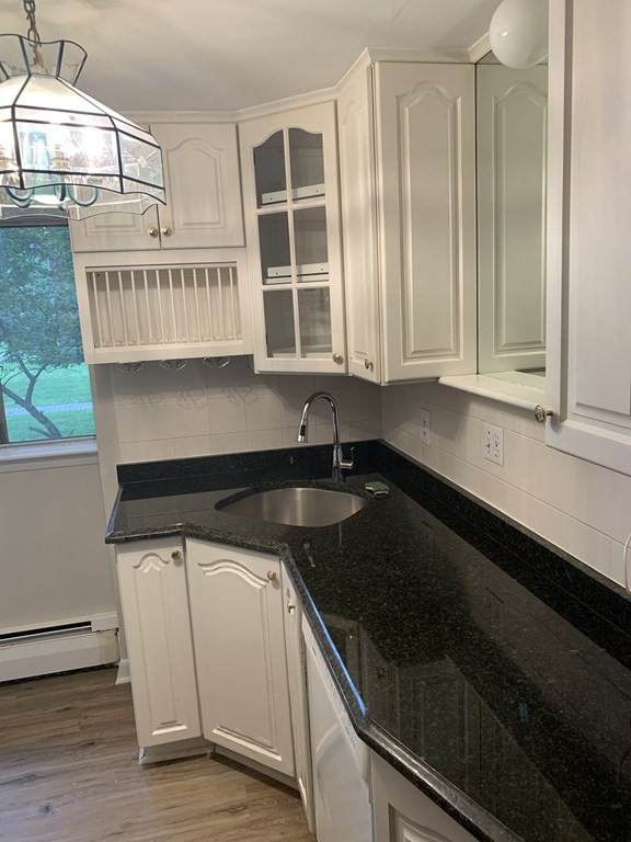 86 Bishop Dr - Photo 1
