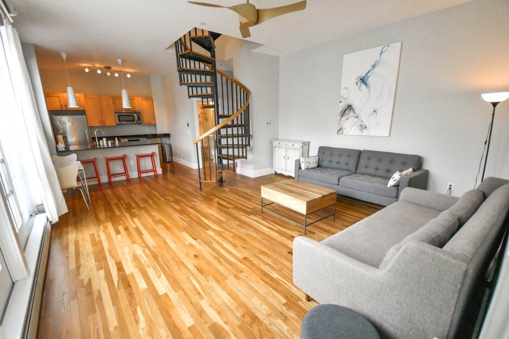 80 Webster - Photo 1