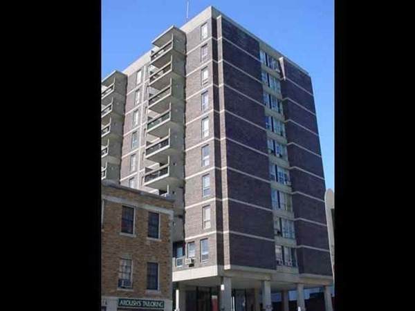 872 Massachusetts Ave - Photo 1
