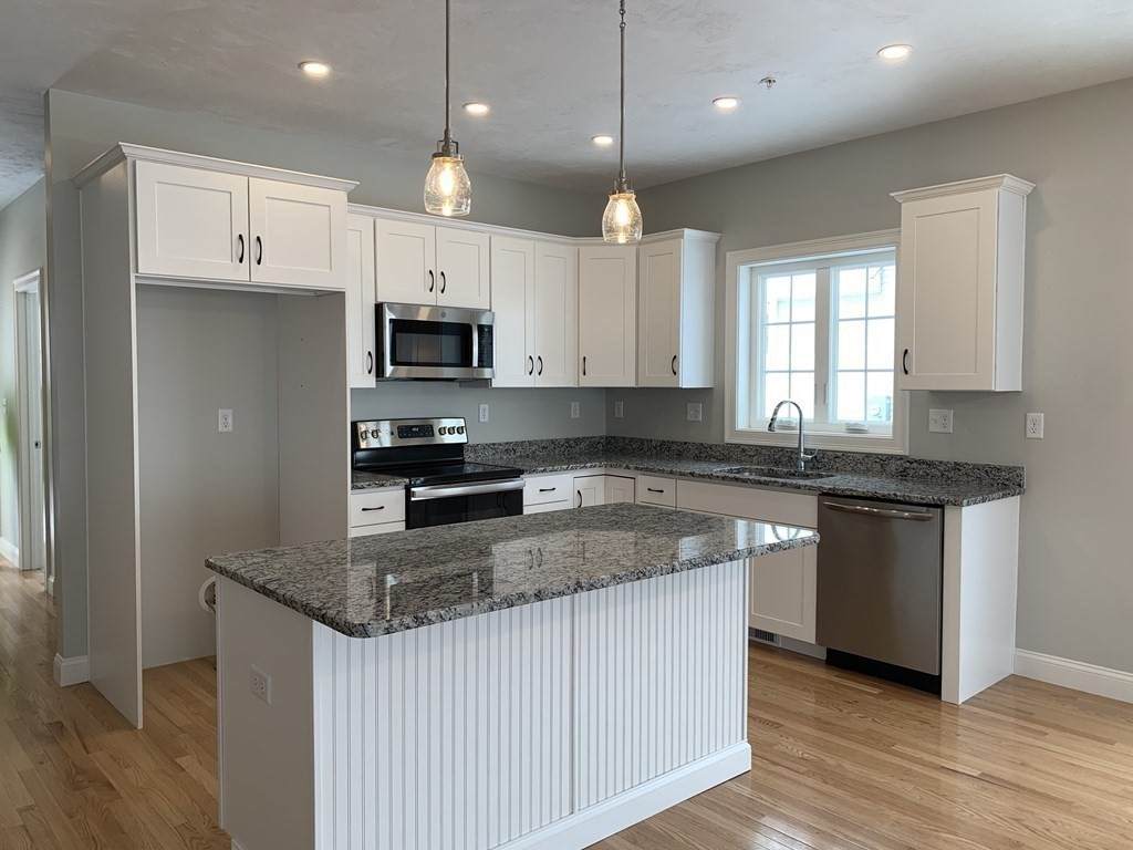 715 Southwood Lane - Photo 1