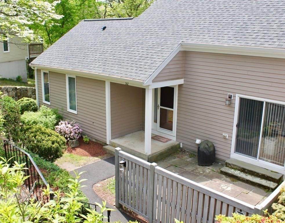 52 Fifer Ln - Photo 1