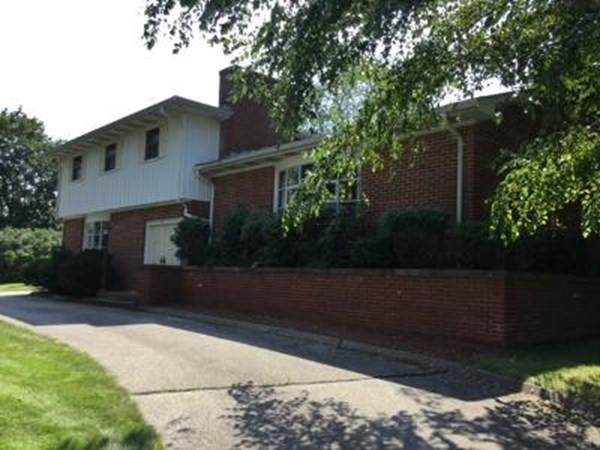 141 W Main St - Photo 1