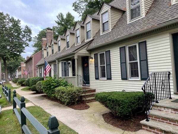 119 Wellman Ave - Photo 1