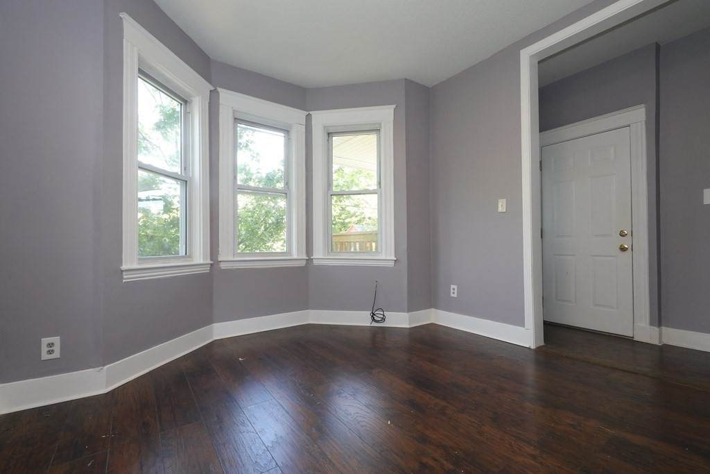 196 Sherman St - Photo 1