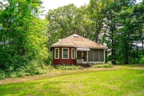 34 Winthrop Rd. - Photo 1